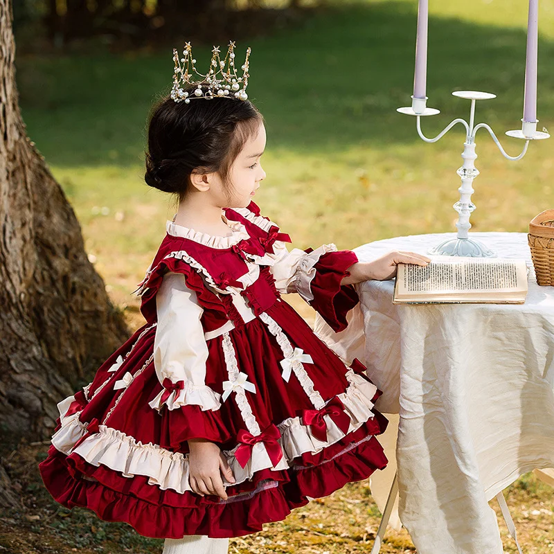 

Design of High-grade Lolita Princess Dress for Girls in Autumn and Winter