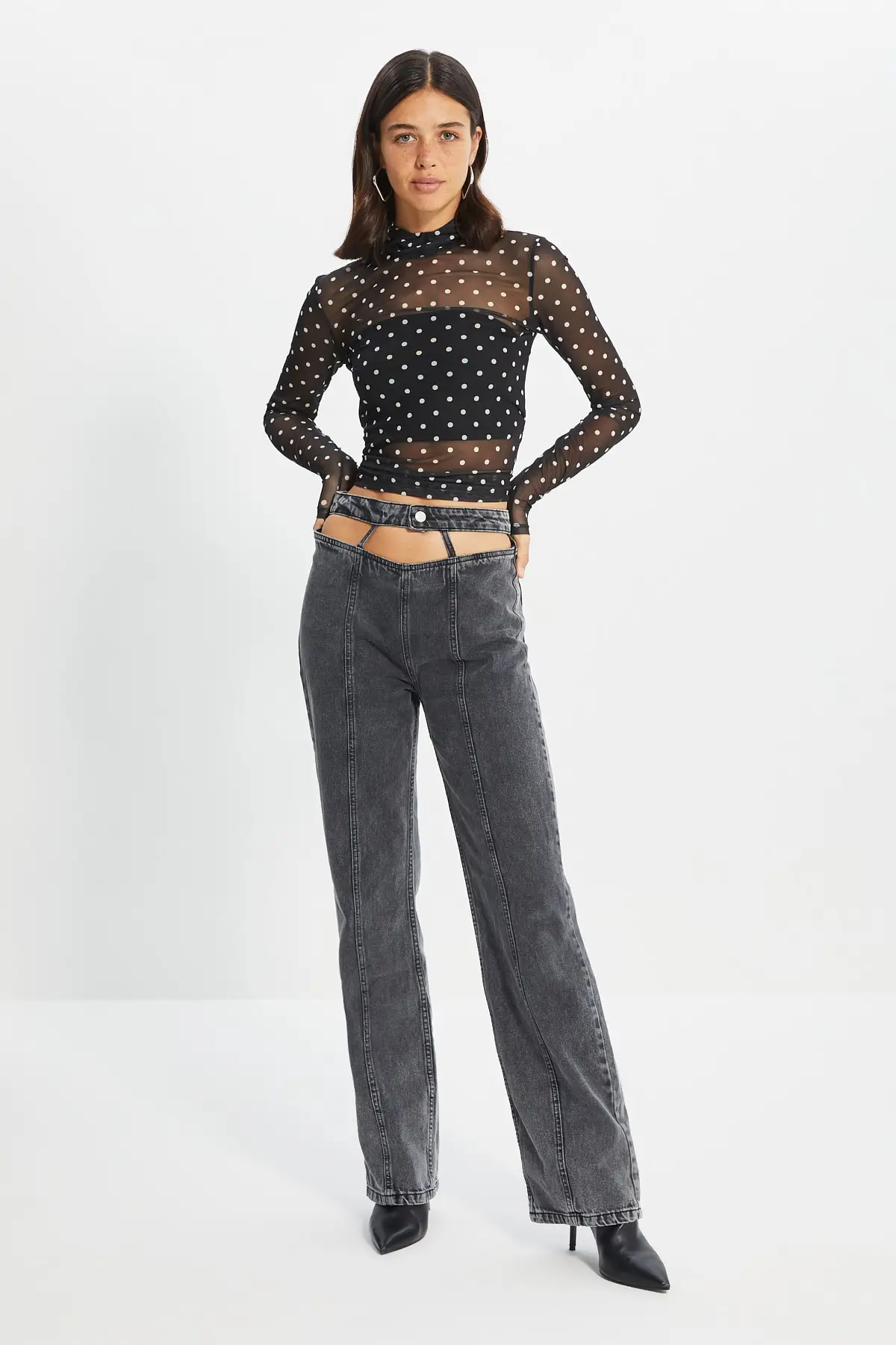 

Trendyol Cut Out Detail High Bel 90's Wide Leg Jeans TWOAW22JE0423