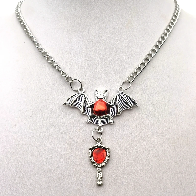 

Gothic Hip Hop Y2k Jewelry Bat Cross Pendant Necklaces Vintage Scarlet Mirror Choker for Women Girls Party