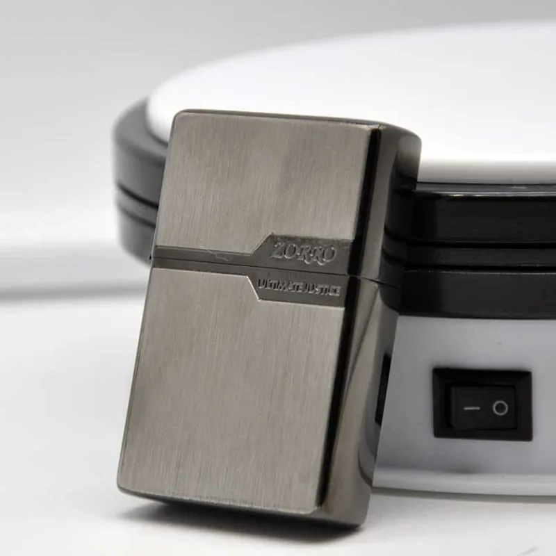 

Zorro Kerosene Windproof Grinding Wheel Lighter Brass Brushed Standard Lighter Simple