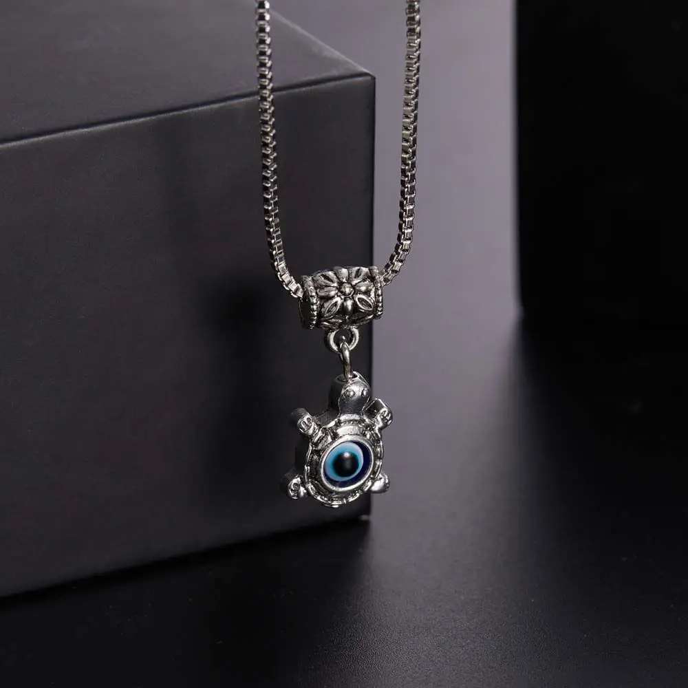

Metal Chains Butterfly Blue Glass Hand Shaped Evil Eyes Necklace Fashion Jewelry Clavicle Chains Evil Eyes Pendant