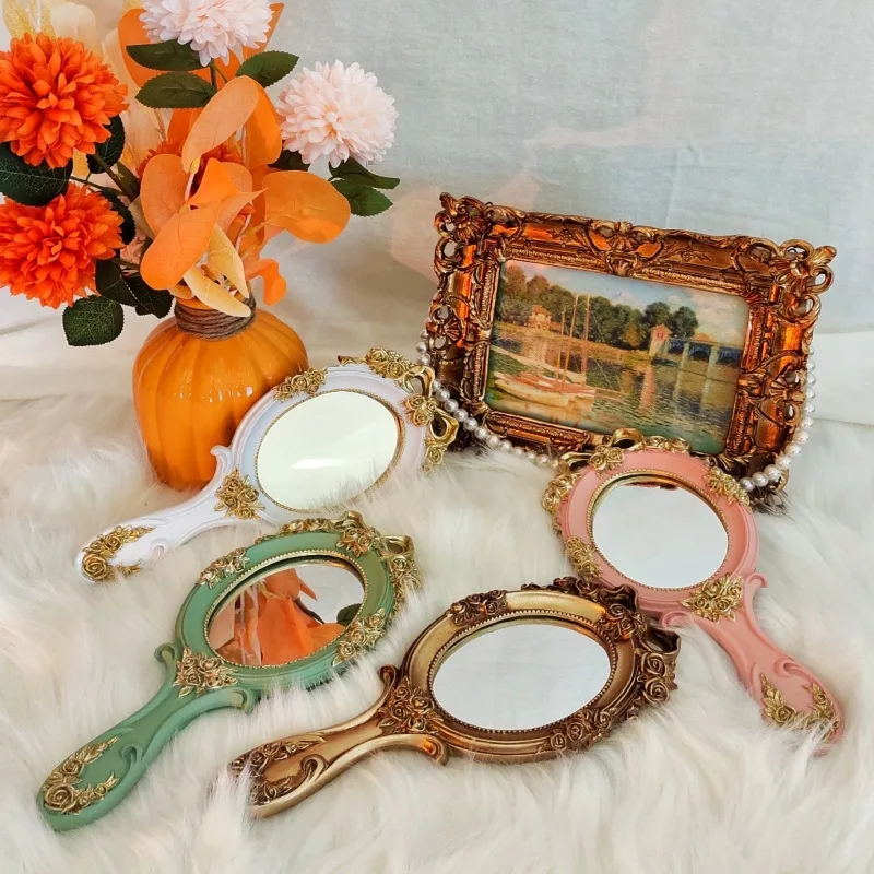 

Vintage Carved Makeup Mirror Handheld Cosmetic Mirror With Handle Portable Home Desk Vanity Mirror For Women Room Decor