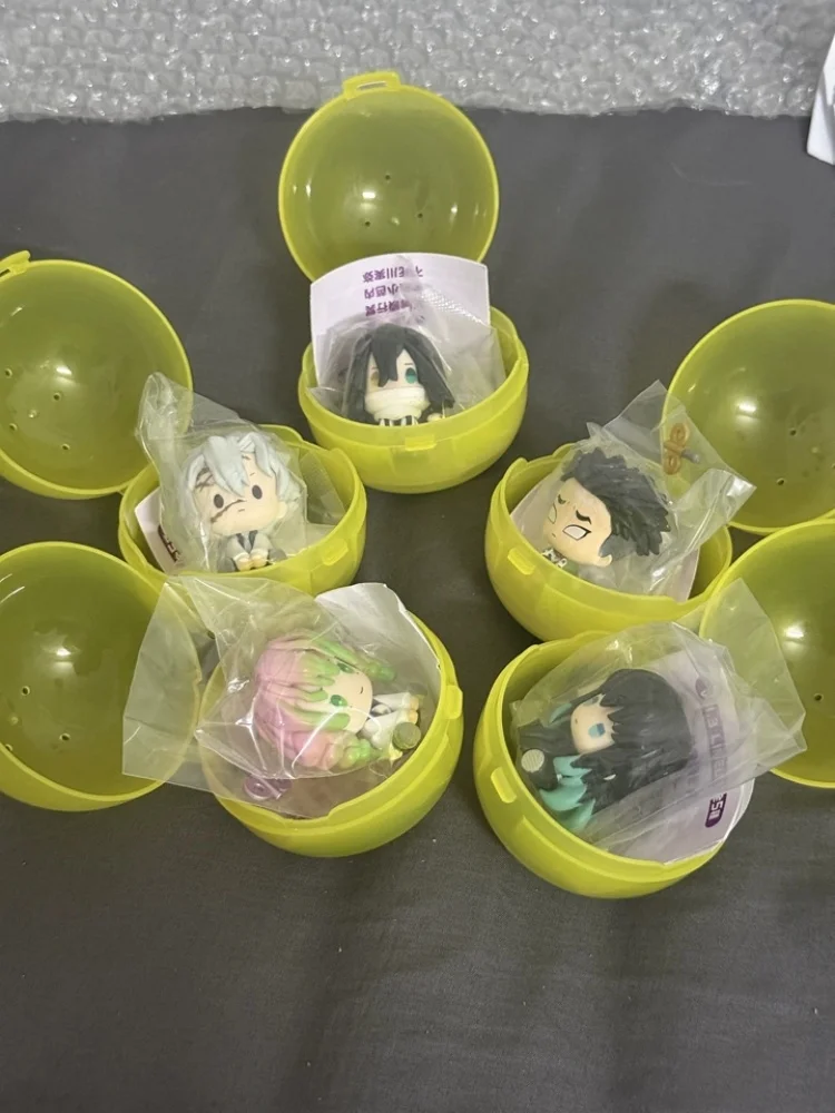 В наличии: 5-сантиметровая фигурка Bushiroad Demon Slayer: Kimetsu No Yaiba Gashapon, оригинальная японская версия, на пружине, в сидячей позе, дизайнерский подарок (art.: 3920db8f0648e) - 3920db8f0648e