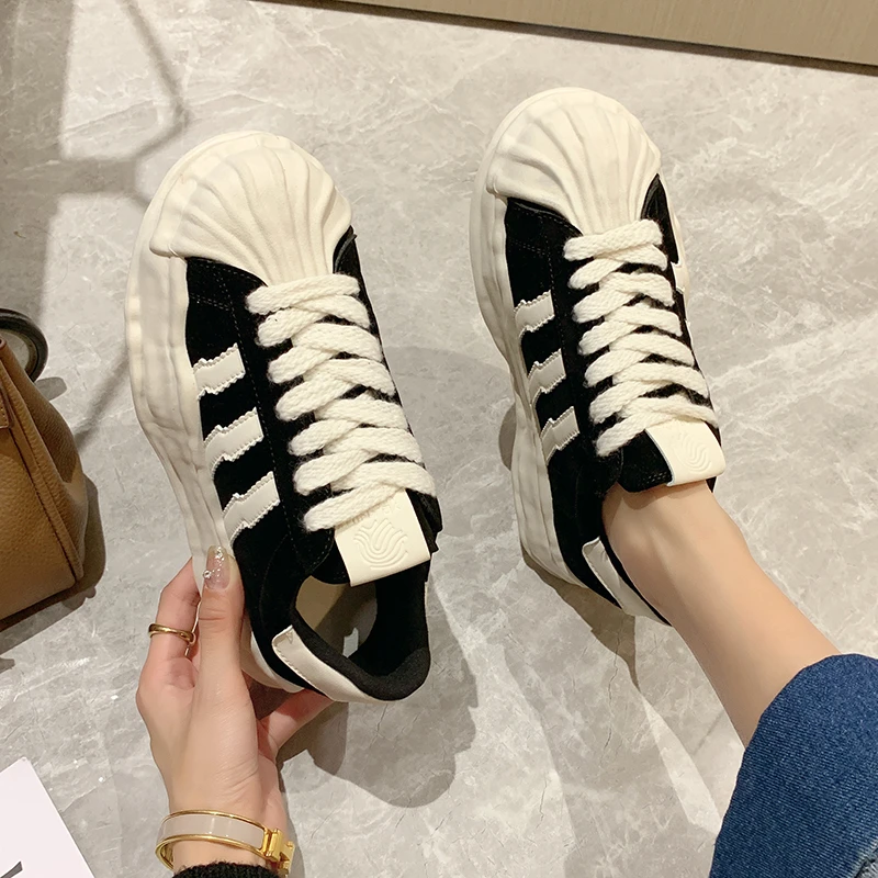 2023 New Fashion Women's Thick Sports Shoes High Platform Breathable Casual Elevated White Shoes Women's Vulcanized Shoes