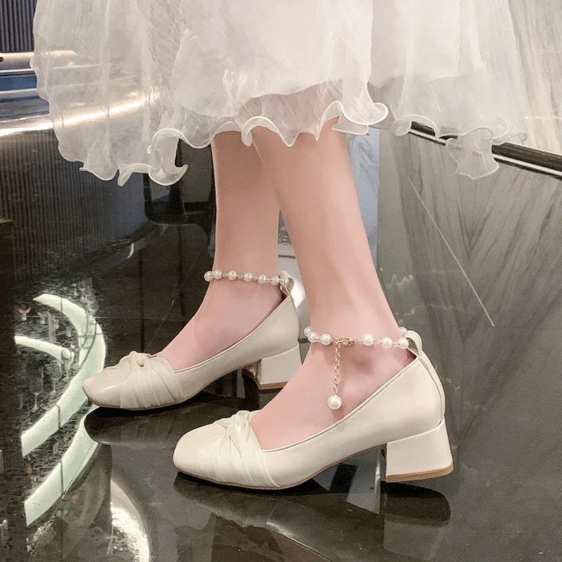 Новинка 2024 Повседневная модная женская обувь Универсальные женские туфли на