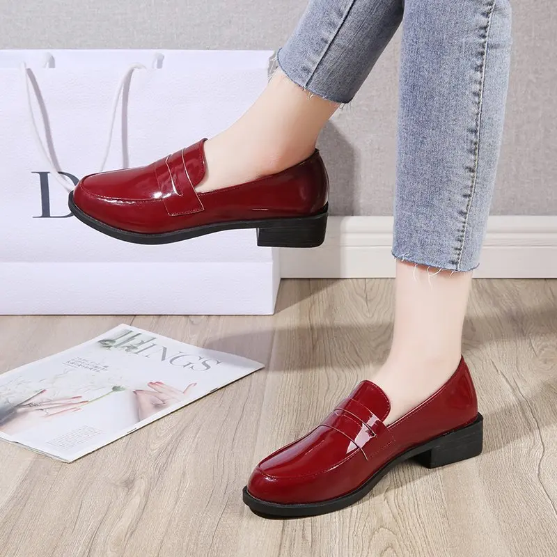 

Fashion Women' Black Red Pumps Loafers Round Toe Med Heels Oxfords Female Slip on Patent Leather Casual Shoes Woman Plus Size 43