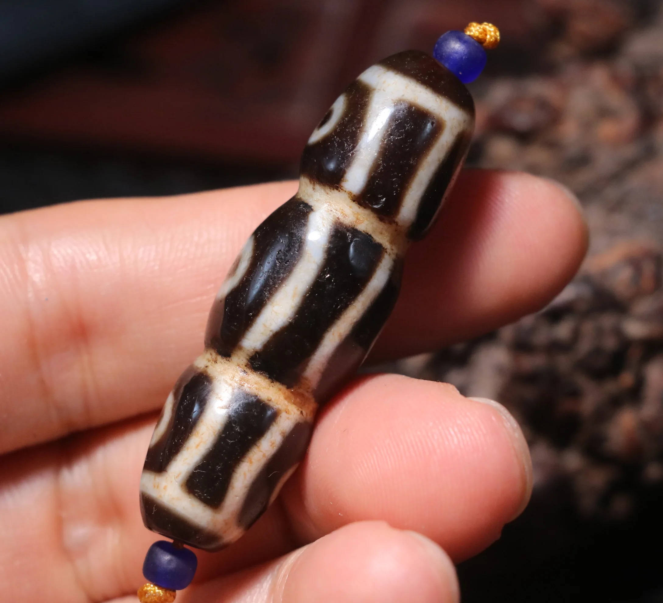 Волшебная энергия тибетский Топ Старый Агат 2 складных линии 6 глаз в форме лотоса