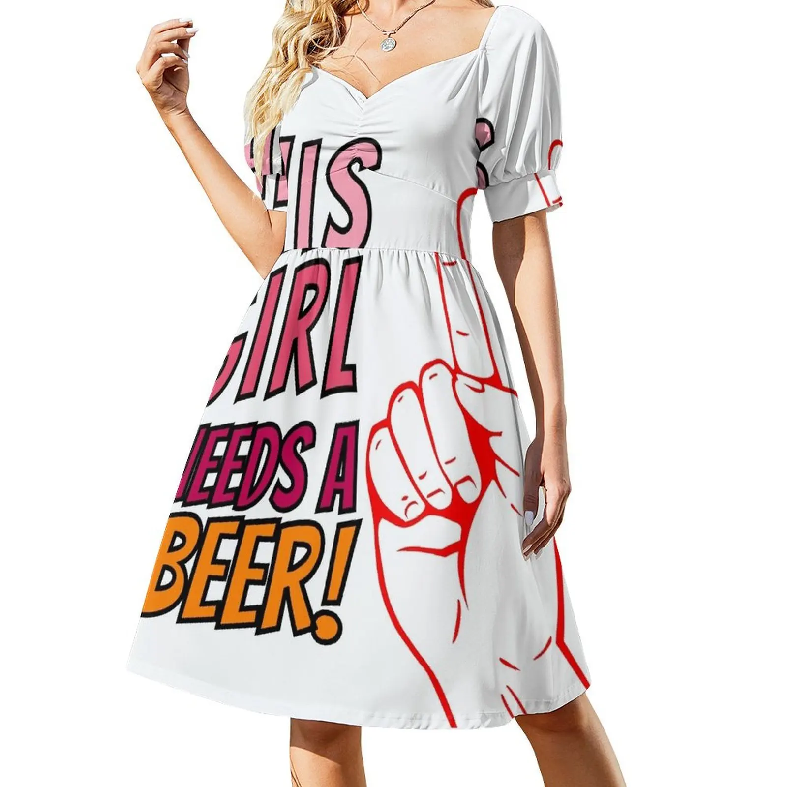 Эта девушка нуждается в метке пиво Beerpong Beerbongs And Bentleys Платье с короткими рукавами