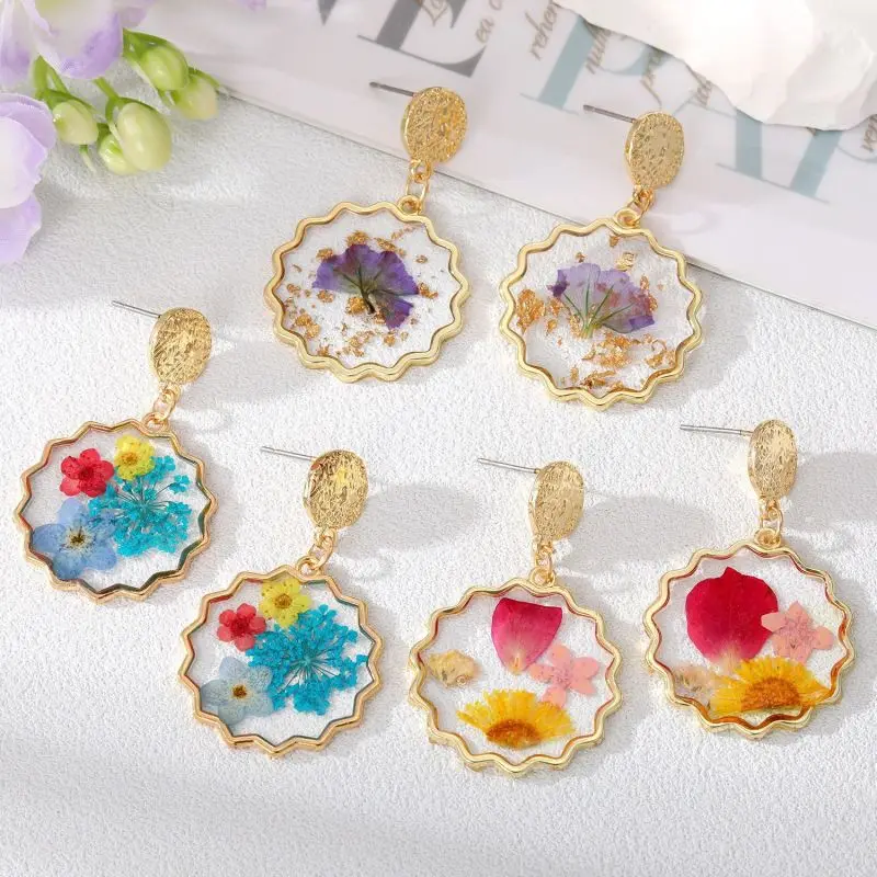 

Unique Dried Flower Earring Handmaking Pressed Natural Flower Statement Earrings Jewelry Luxury Gold Color Round Earrings 2022