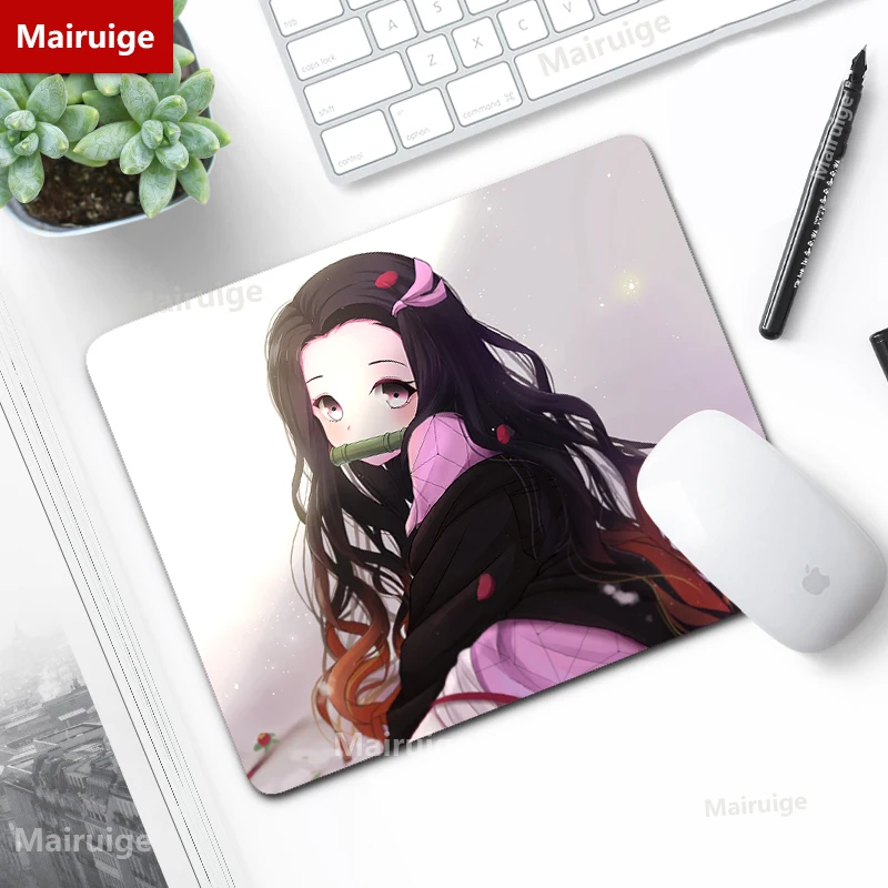 Милый маленький резиновый коврик для мыши Сексуальная аниме-девушка Nezuko, коврик для мыши, геймерский коврик для мыши, коврик для мыши, аксессуары для игр «рассекающий демонов», Настольный коврик для LOL