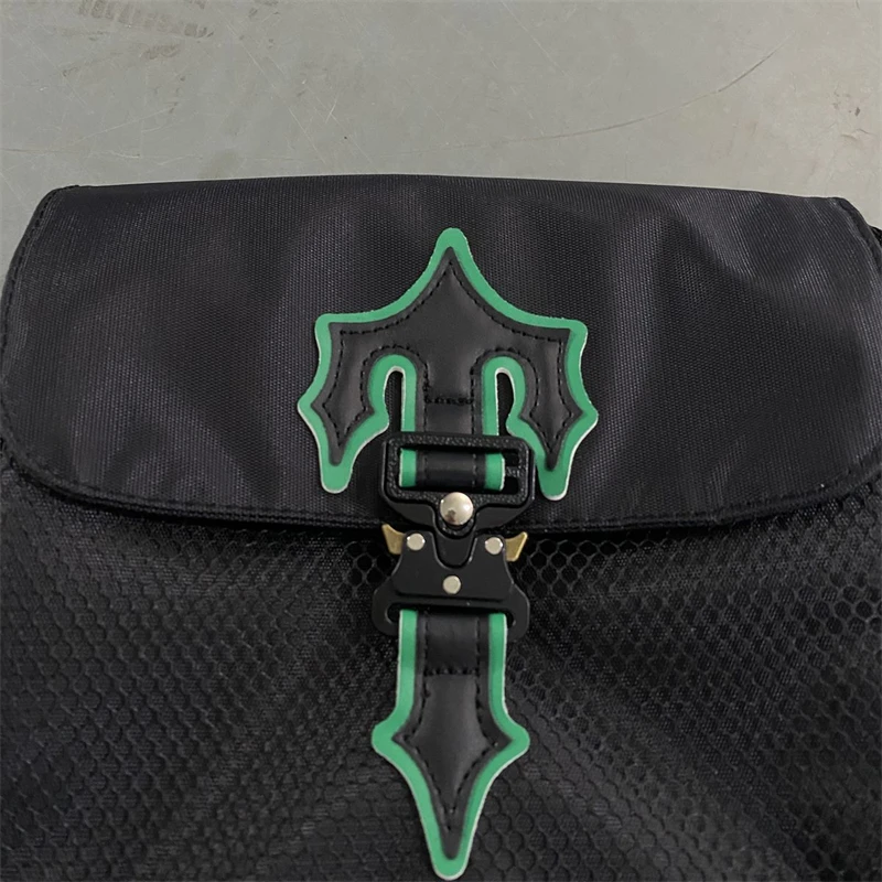 

Hot Selling Wallets Black Green Top Quality Fashion Men's Women's Wallets 2022 New Hip Hop One Shoulder Crossbody Bags