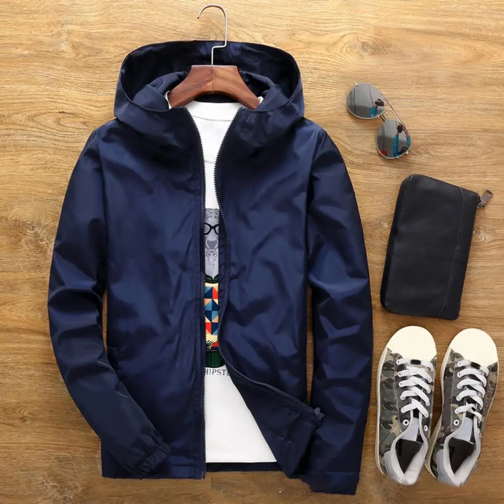 

Windproof Sporty Strong Wrinkle Resistance Windbreaker for Daily Wear