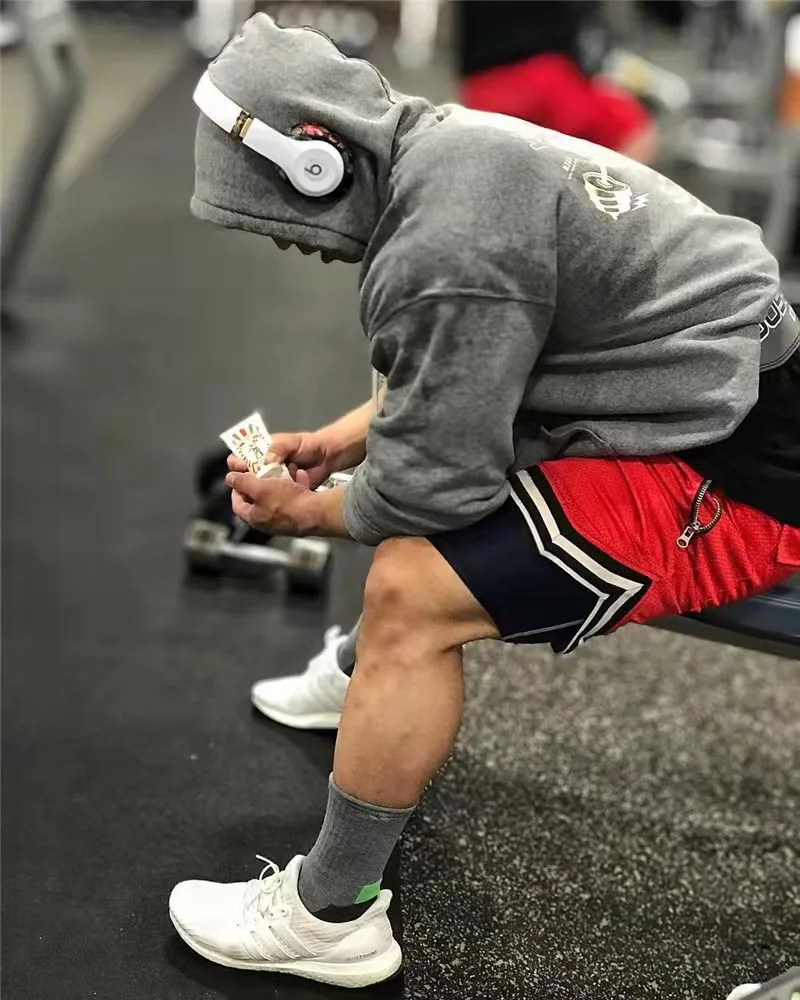 

Hot Men Shorts Sports Running Short Pants Quick Dry Breathable Workout Bodybuilding Pocket Gym Training Shor Famous Brand