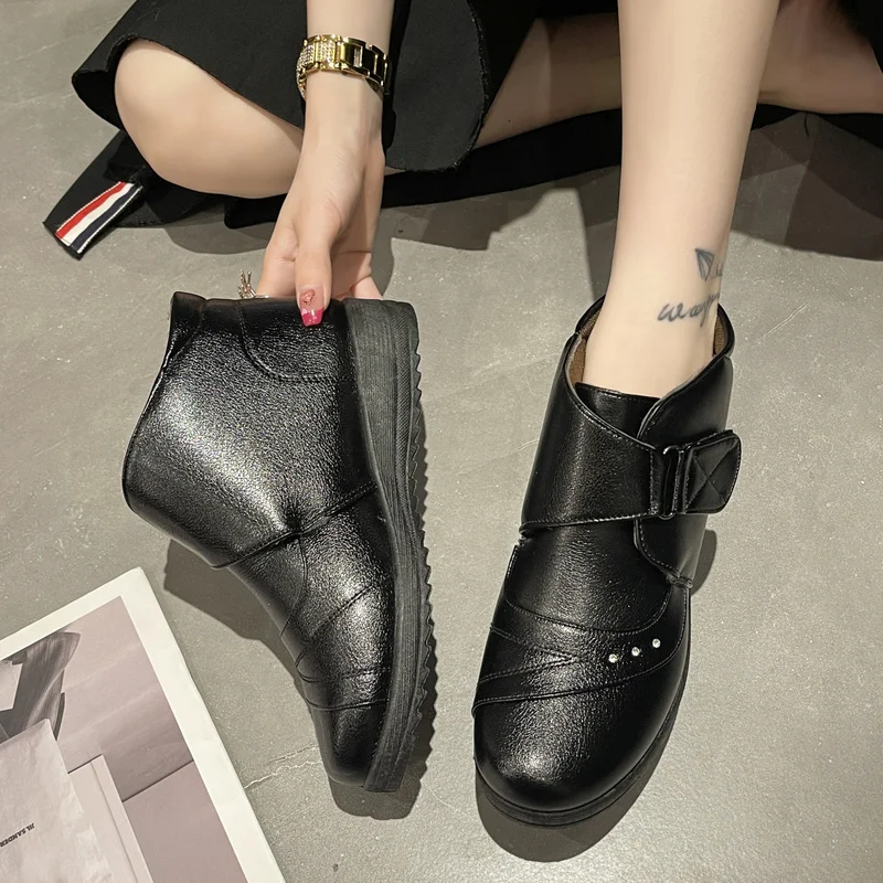 

Winter Women's Boots Fashion Warm Mother's Boots Comfortable Wedges Thick Short Bare Boots Soft Outdoor Women Shoes Zapatos