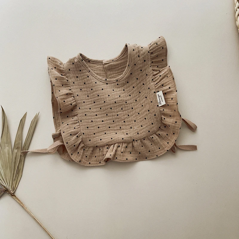 Рисунок 3 - Нагрудники для новорожденных нагрудники