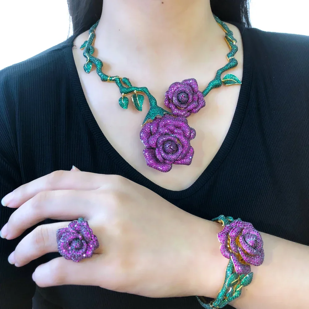 Комплект из колье серёг и кольца 4 шт.