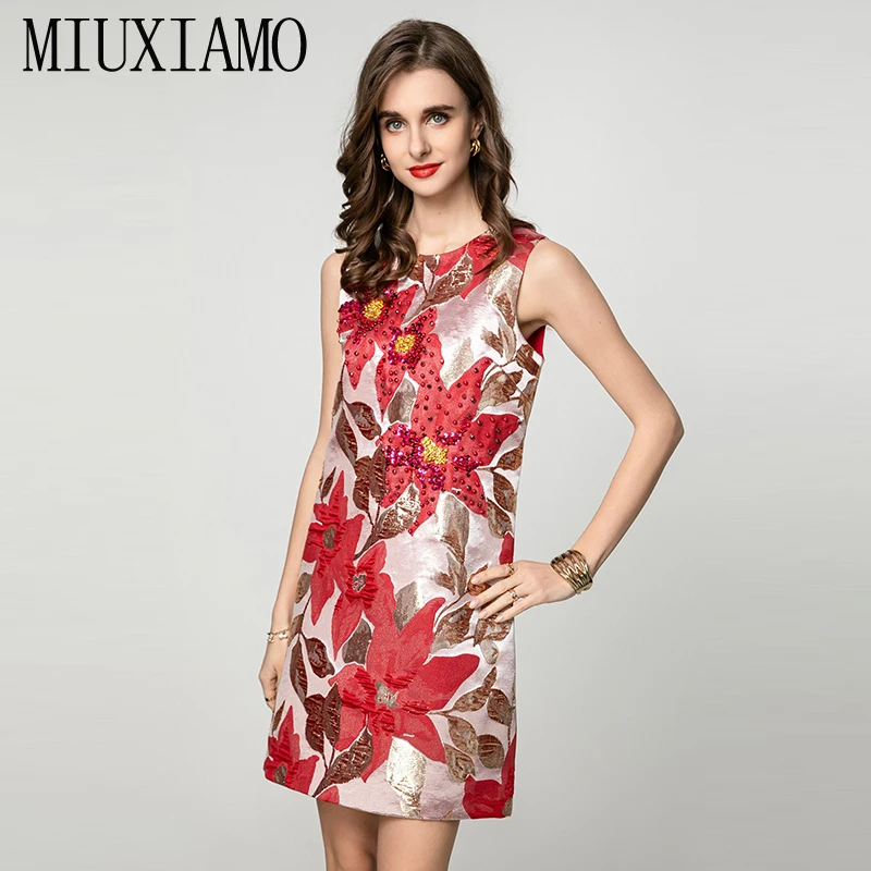 MIUXIMAO 2025 модные королевские жаккардовые летние платья красное платье с цветочным