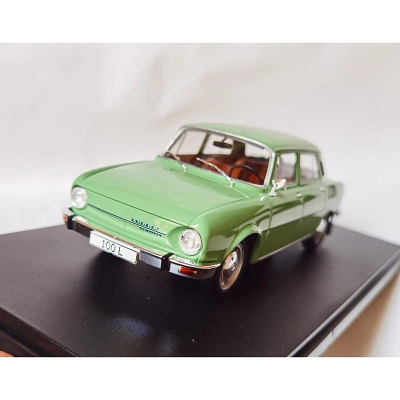 

Коллекция моделей автомобилей SKODA 100L в масштабе 1:24