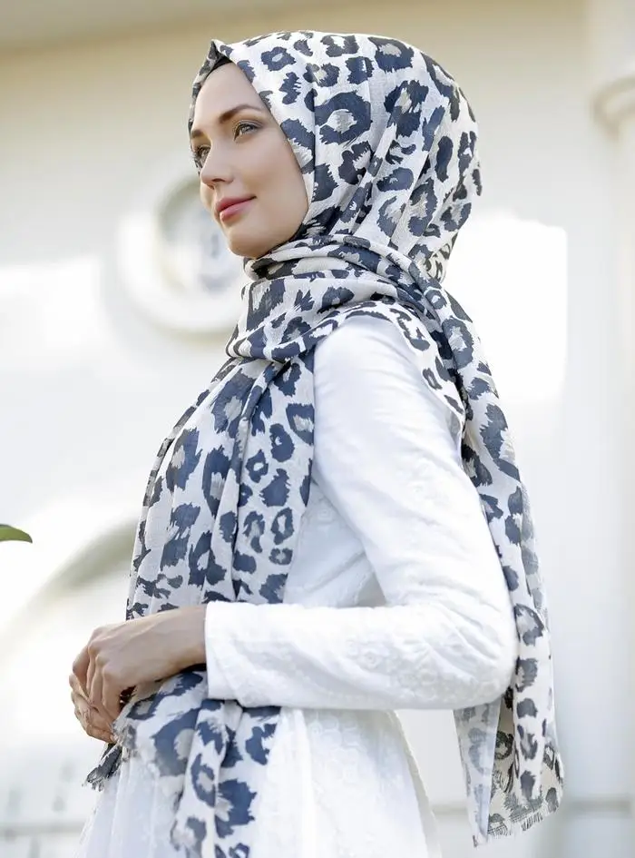 

WOMEN HIJAB SHAWL ACCESSORY SCARF COTTON MEVSİMLİK GIFT MODERN LEOPARD