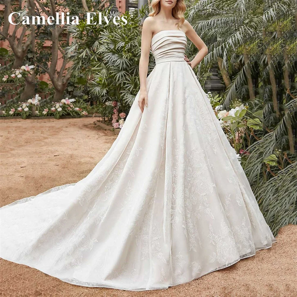 

New A-Line Wedding Dresses Strapless Bride Gowns Appliques Sleeveless Bridal Robes Sexy Backless Charming Lace Robe De Mariée