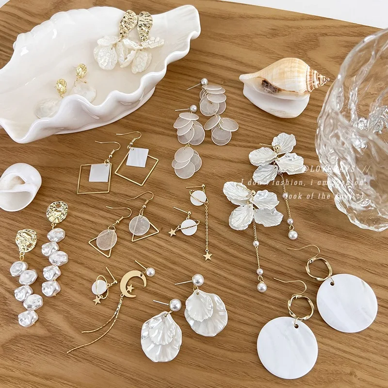 

Natural Beauty Shell Earrings Jewelry New Design Sense Beach Resort Style Earrings ins Sweet Earrings for Women