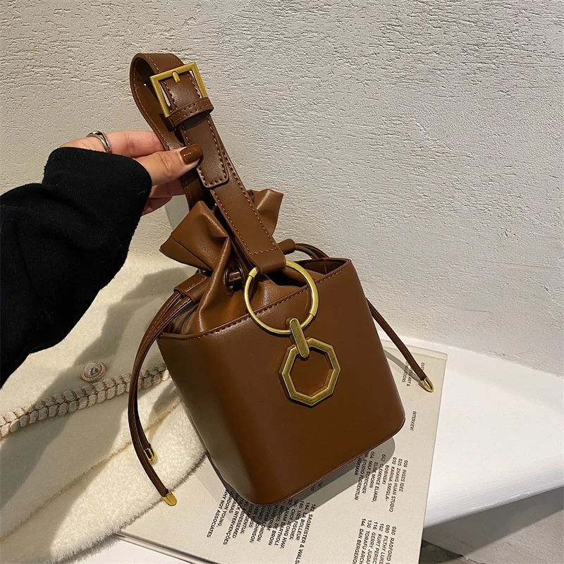 

Design Bag Mini Square Box Autumn Winter Bucket Bag Leisure Foreign Style Versatile Simple Shoulder Bag Shoulder Bags for Women