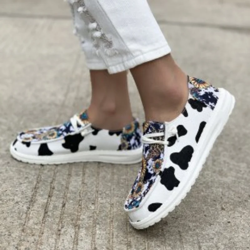 

Canvas Shoes Woman Light Weight Slip-on Flat Sneakers Ladies Summer Breathable Cloth Loafers Brand Design Print Moccasin