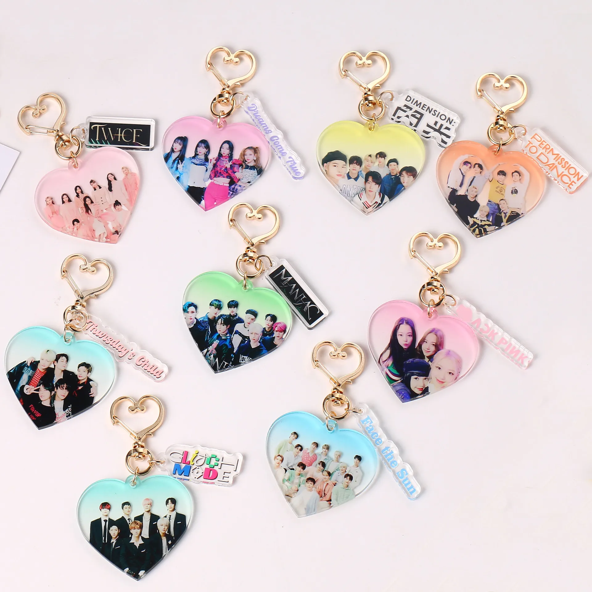 

Kpop Seventeen Aespa Straykids TWICE Light Stick Mini Keychain Acrylic Keyring Pendant High Quality K-pop Lightstick Keychain