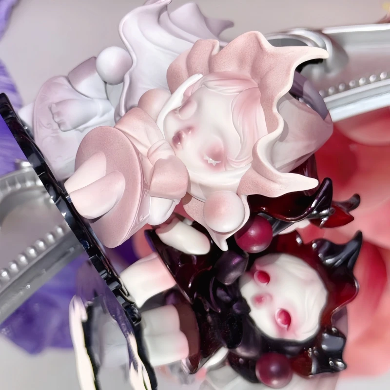 Фото Новинка! Горячая коллекционная фигурка Pop Mart Skullpanda из серии Four Acts Of Flowers: Слепая коробка, настольное украшение, милый подарок. №3