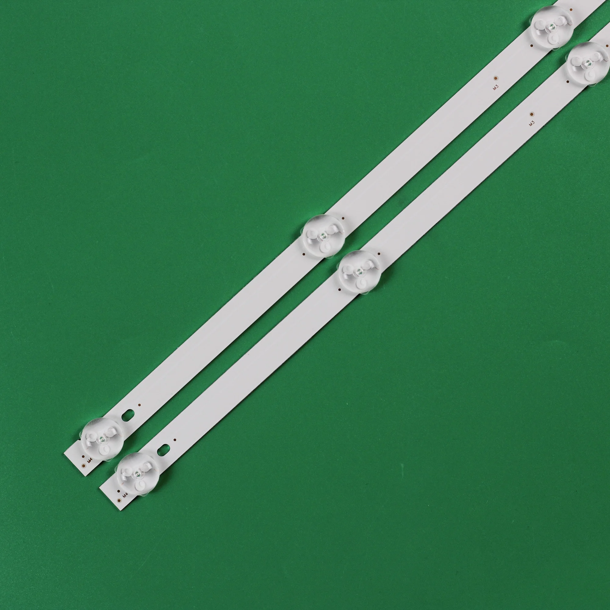 575MM 2PCS LED Strips SJ.CX.D3200601-3030HS-M for 32 TV RCA RTV32Z2SM BBK 32LEM-1027/TS2C DJTV321 H32D7000E HTV-LED32HD101T2