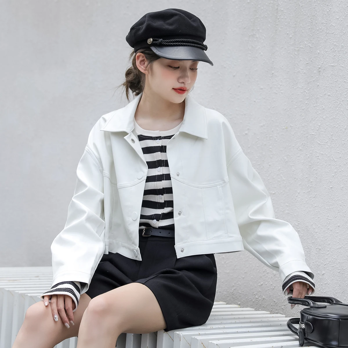 Skinny Leather Coat Women's Short Fall 2022 Pu Jacket Short Little Baseball Fashion Motorcycle Short Girl's Winter Coat