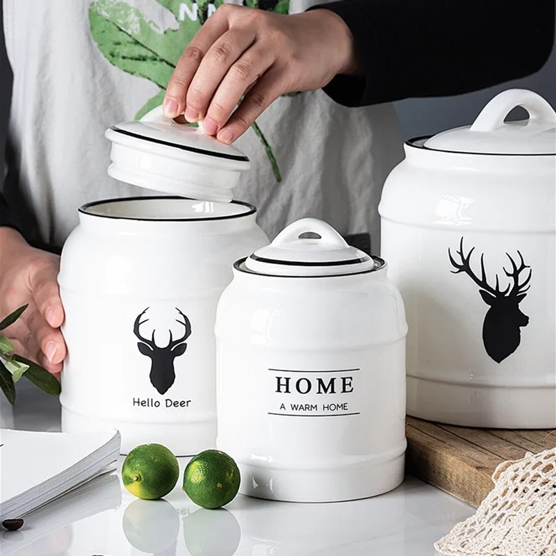 

700ml Kitchen Sealed Ceramic Storage Jar For Spices Tank Food Container For Eating With Lid Bottle Coffee Tea Candy Storage Box