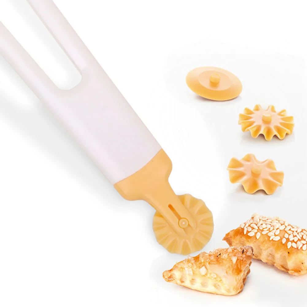 

Pastry Dough Lattice Cutter Pizza Pastry Lattice Roller Cutter Roller Dockers Dough Cutter Plastic Noodle Knifes Baking Cutter