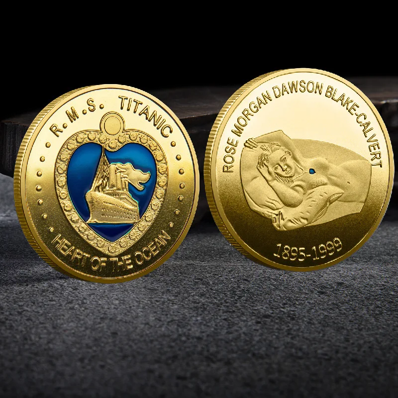 

Коллекционная позолоченная монета Титаник