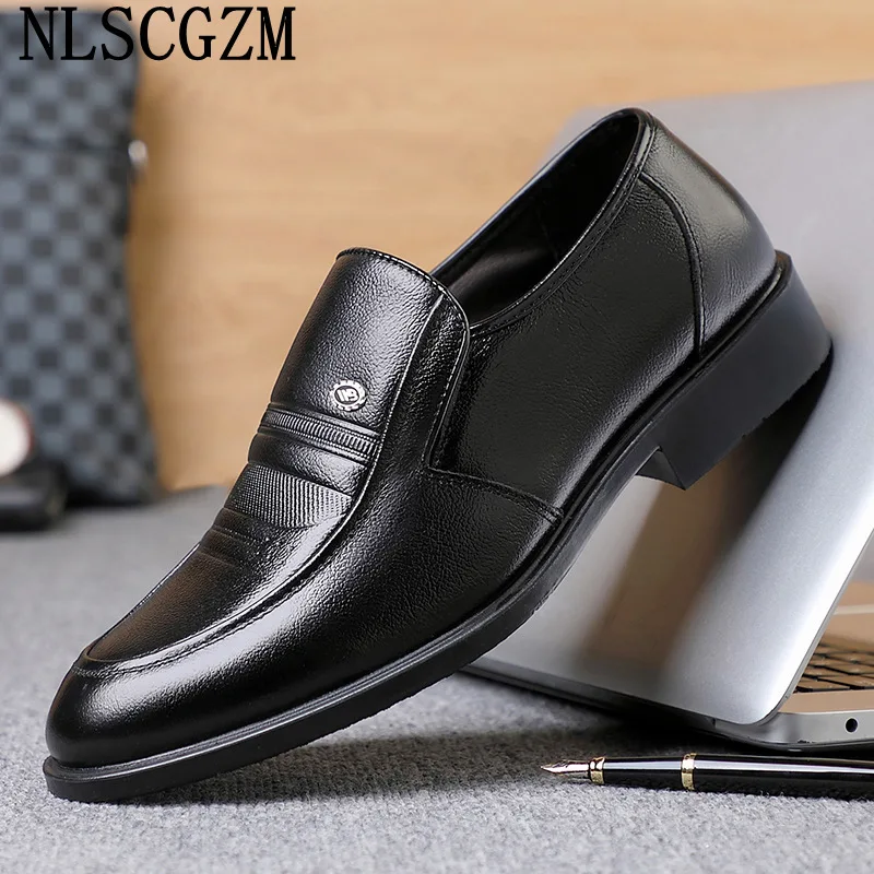 

Italian Coiffeur Wedding Shoes Men Formal Brand Mclassic Shoes Men Office Brown Dress Party Shoes For Men White Patent Leather