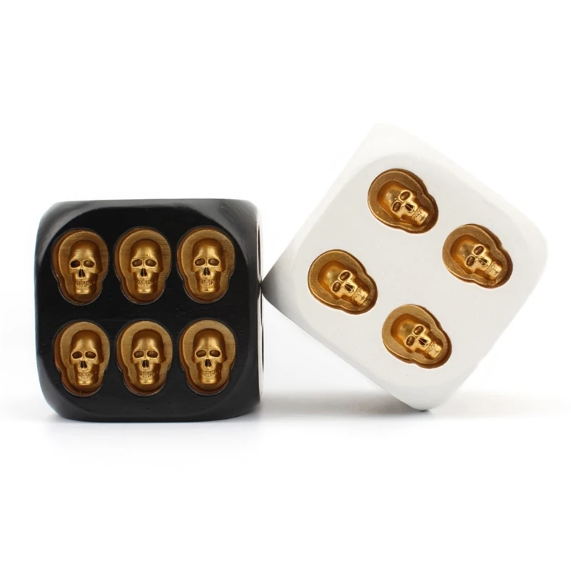 

Halloween Skull 6 Sided Board Game Novelty Party Toy Home Decorations