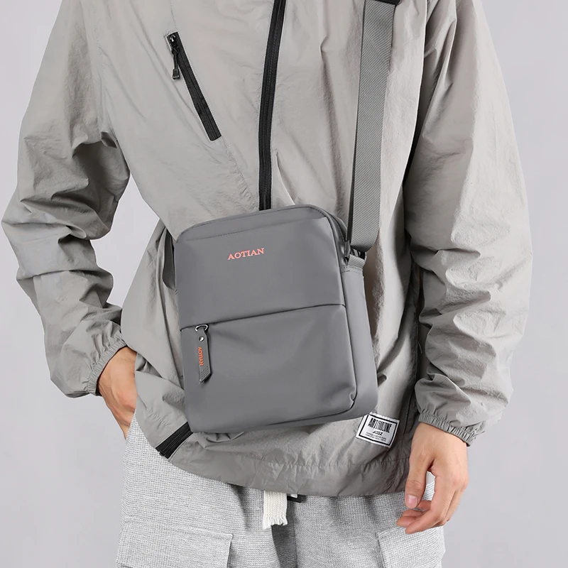 Men Nylon Shoulder Bags Casual Tote Travel Men's Crossbody Bag Small Messenger Bags Fashion High Quality Handbag Purses sac
