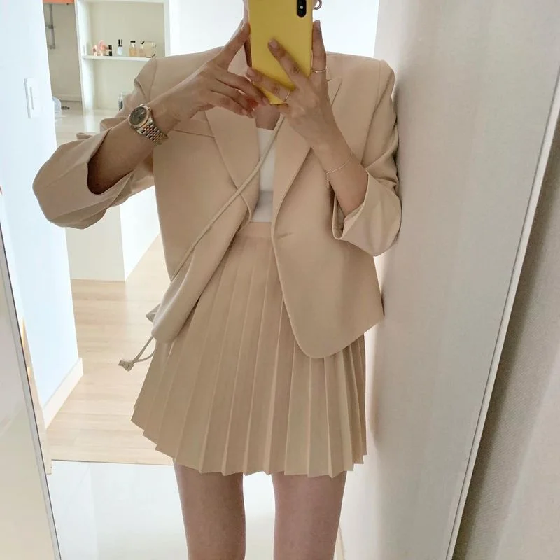 Elegant Single Button Blazer and High Waist Mini Pleated Skirts Ladies Blazer Suit Elegant 2021 Spring Fashion Women's Skirts