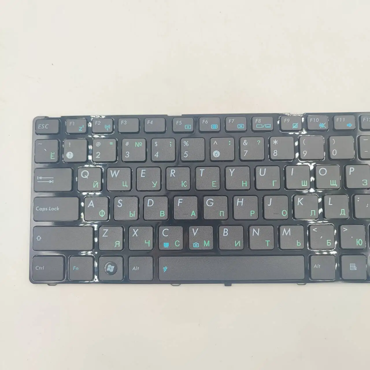 Фото Клавиатура для ноутбуков Asus A52, A53, K52, K53E, K72, N73J, G72, G73, R503U, R704, X55, X75 (русская раскладка) №5