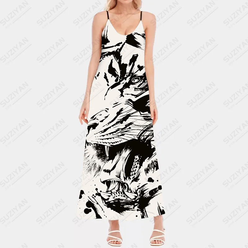 Персиковое безрукавное летнее мини-платье на бретелях с открытой спиной и спагетти-ремнями.