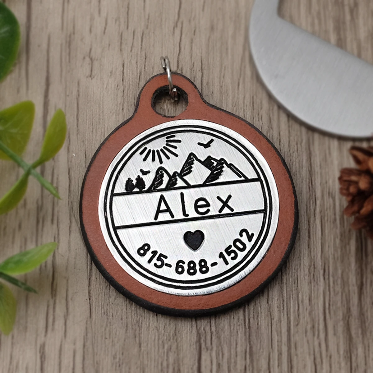 

Custom Dog Tag Personalized Dog ID Tag Collar Accessories Leather Engraving Pet Cat Name Tags Identification Nameplate Anti-lost