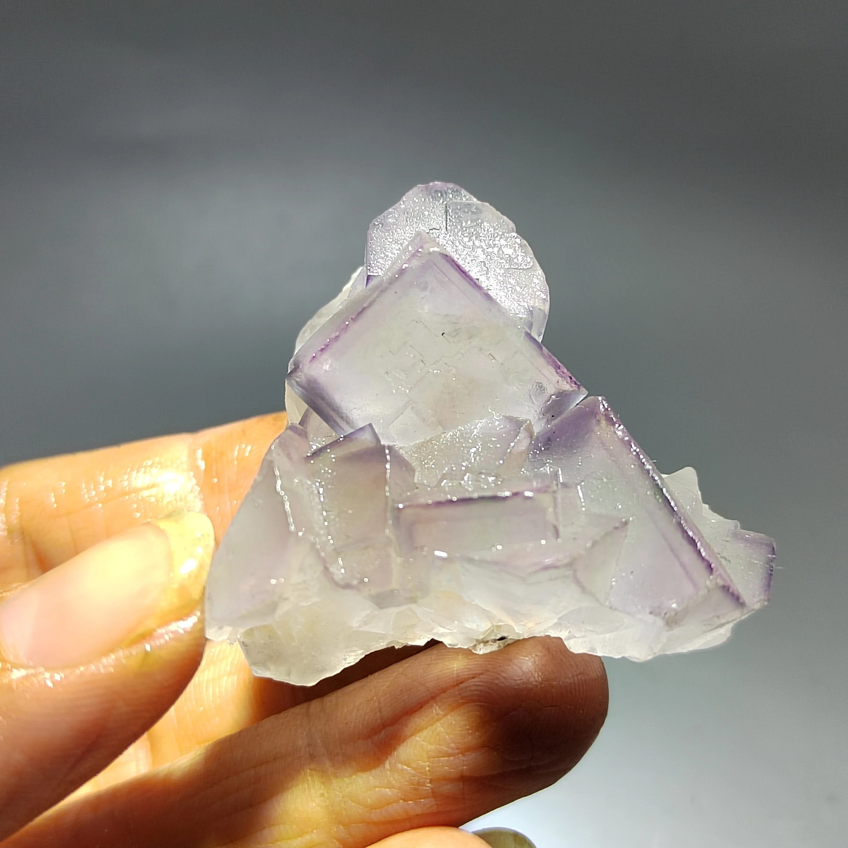 

45.8gNatural rare purple fluorite cluster mineral teaching specimen CRYSTAL HEALING CRYSTAL QUARTZ GEM home decoration