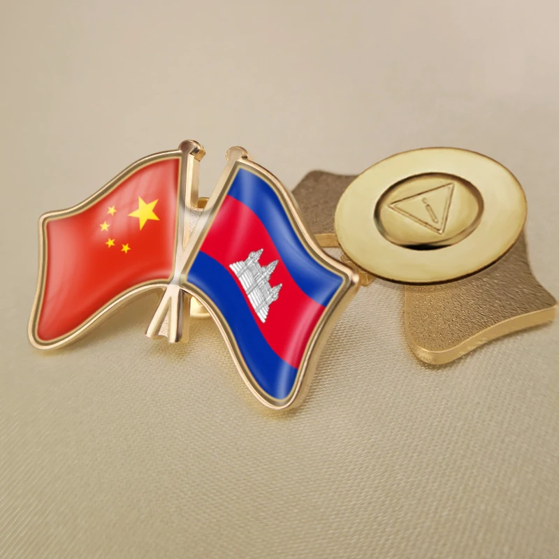 Китай и Бурунди Камбоджа Камерун Канада Кейп-Верд пересекли двойные флаги дружбы