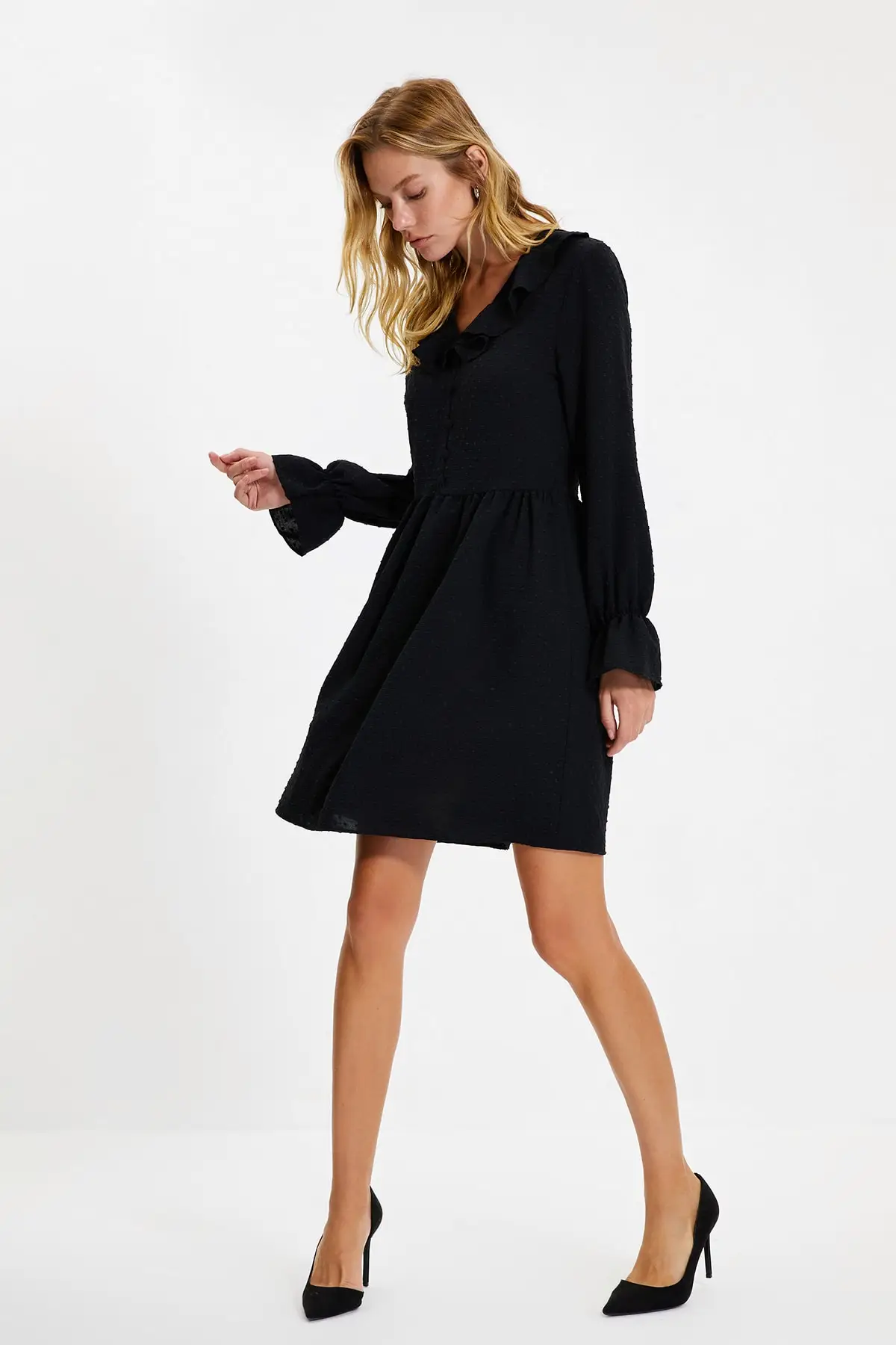 

Trendyol Fabric Textured Dress TWOAW22EL1492