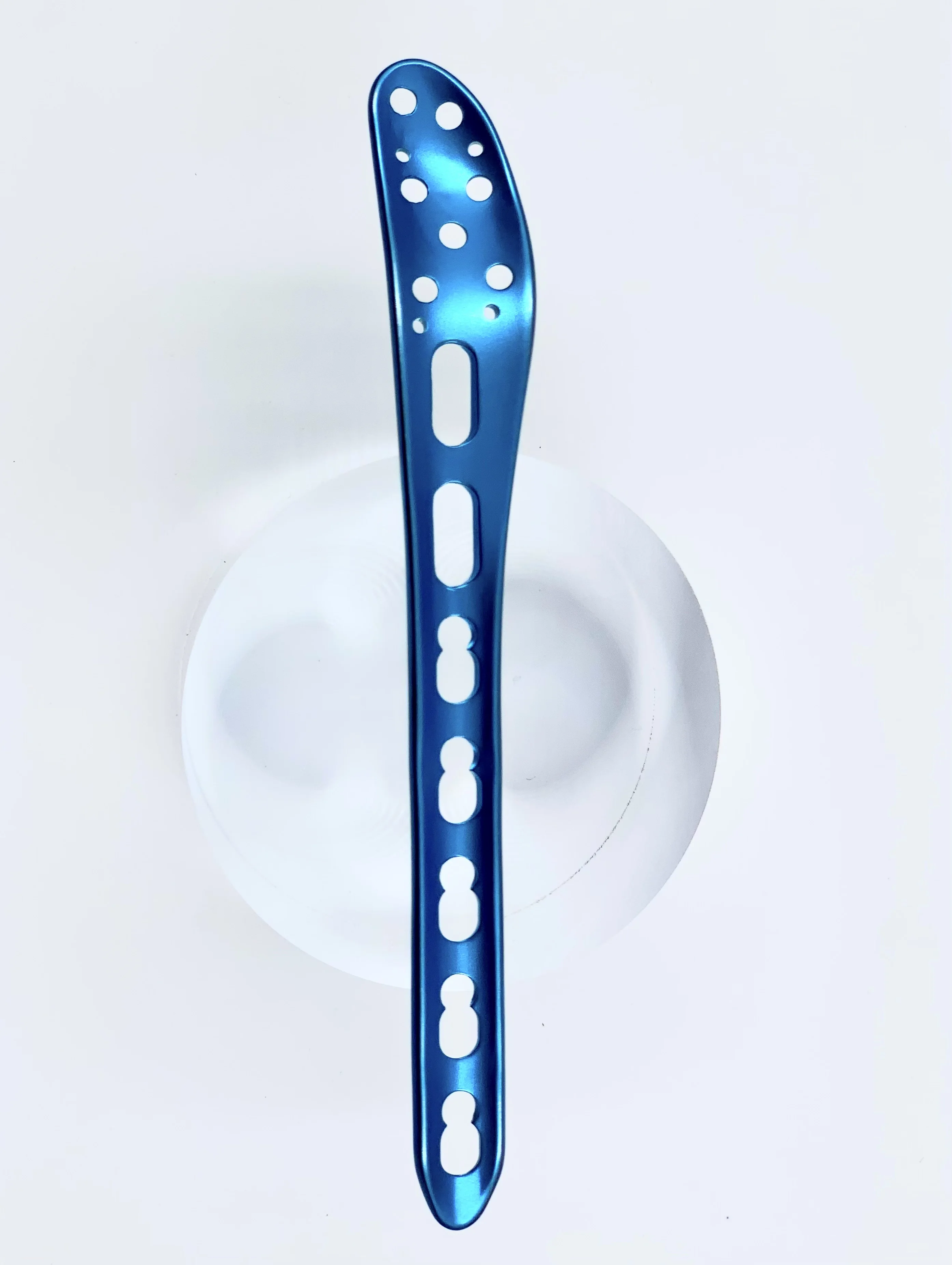 Хирургические инструменты для имплантатов расстоятельной стекловолоконной