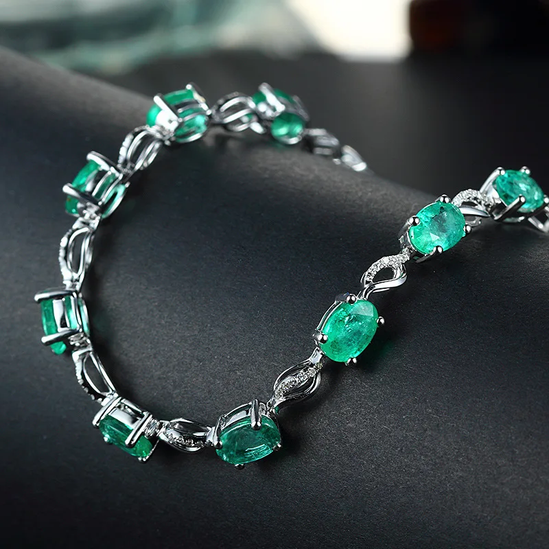 

Uilz Luxury Classic Bracelet Series Creative Emerald Oval Bead Zircon Bracelet for Women Valentine's Day Wedding Gift Wholesale