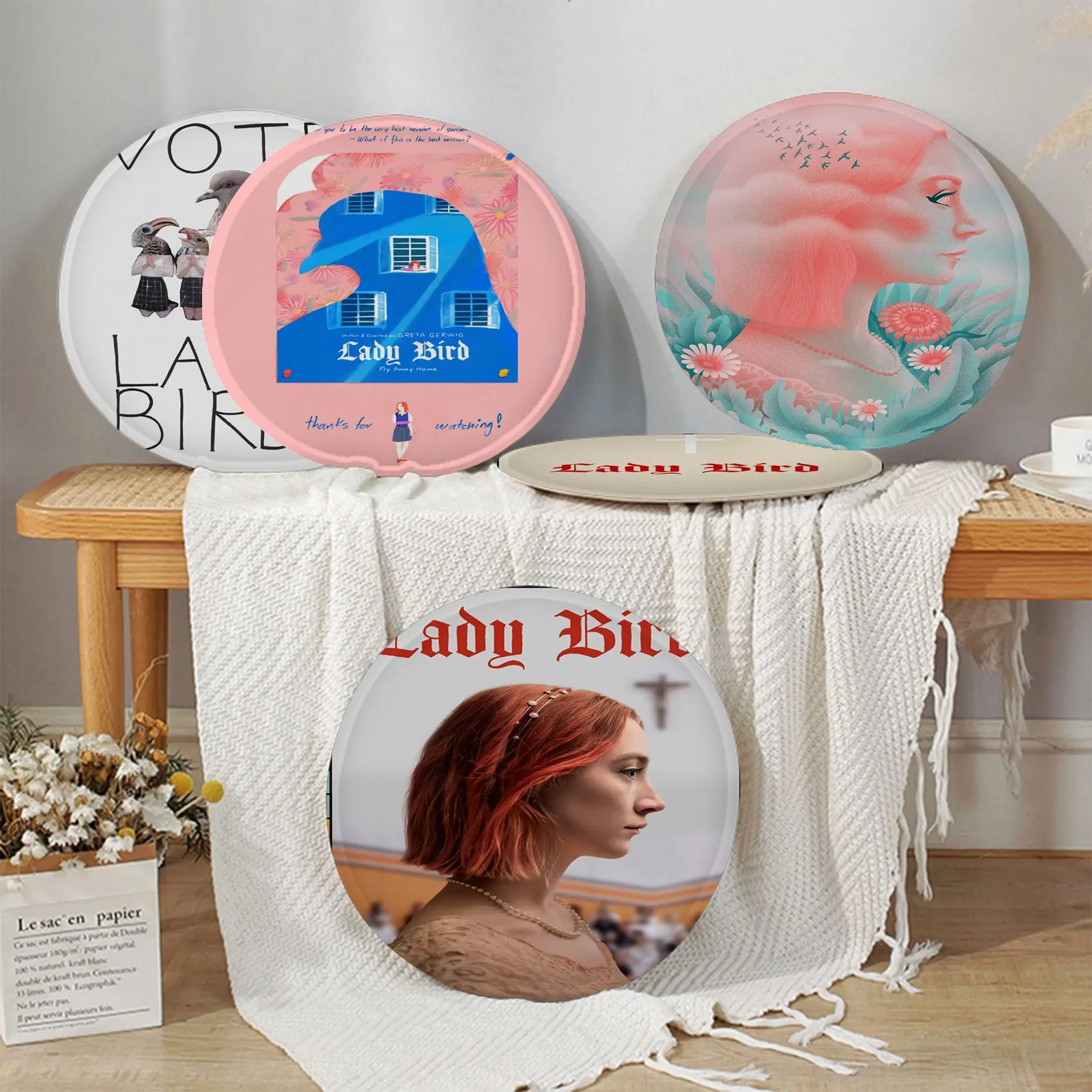 

Lady Bird Movie Square Sofa Mat Dining Room Table Chair Cushions Unisex Fashion Anti-slip Chair Mat Pad