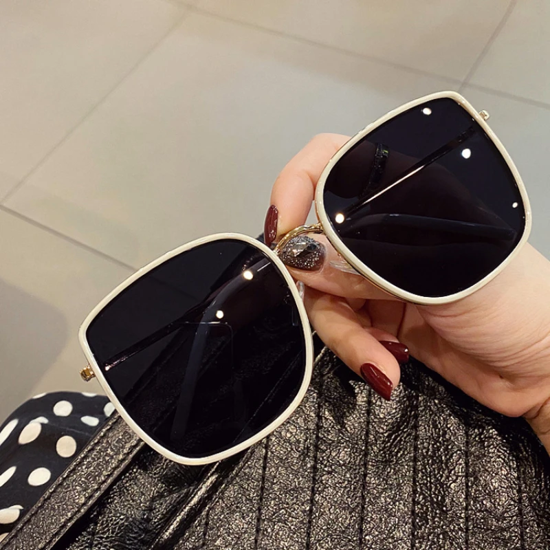 

New Fashion Luxury Brand Square Sunglasses Women Vintage Oversize Sun Glasses Female Big Frame Shades Black Lady Uv400