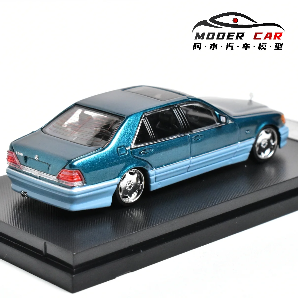 Литая под давлением модель автомобиля SW 1:64 S600 W140