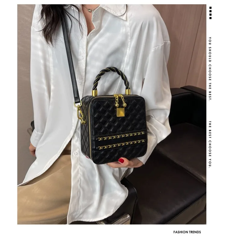 

New Texture Fashion Small Square Bag Trendy Women's Handheld Small Bag Versatile One Shoulder Crossbody Box Bag